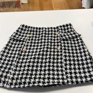 Black & White Houndstooth Knit Mini Skirt